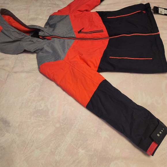 Jacket - Picture 3 of 7